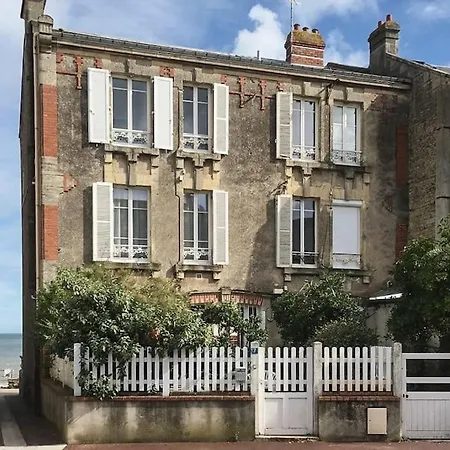 Apartment La Baleine Bleue
